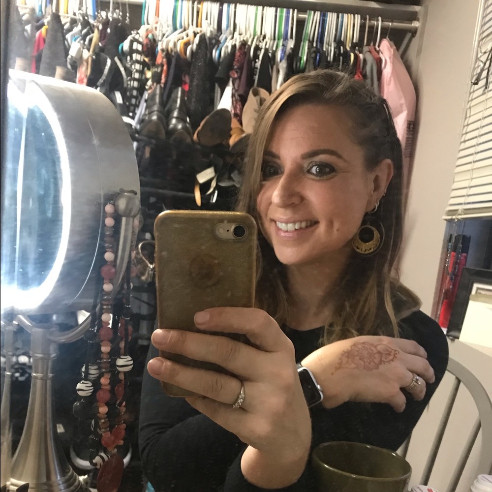 Meet your Posher, Jen